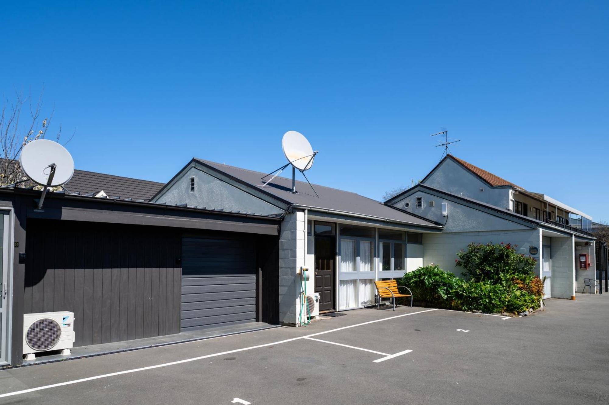 Merivale Court Motel & Apartments Κράισττσερτς Εξωτερικό φωτογραφία