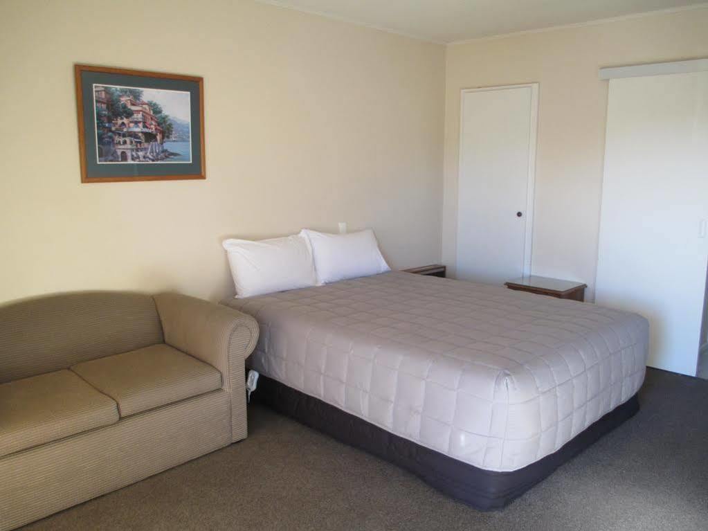 Merivale Court Motel & Apartments Κράισττσερτς Εξωτερικό φωτογραφία